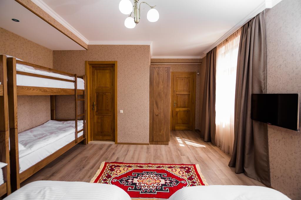 Metekhi'S Galavani Hotel تبليسي المظهر الخارجي الصورة