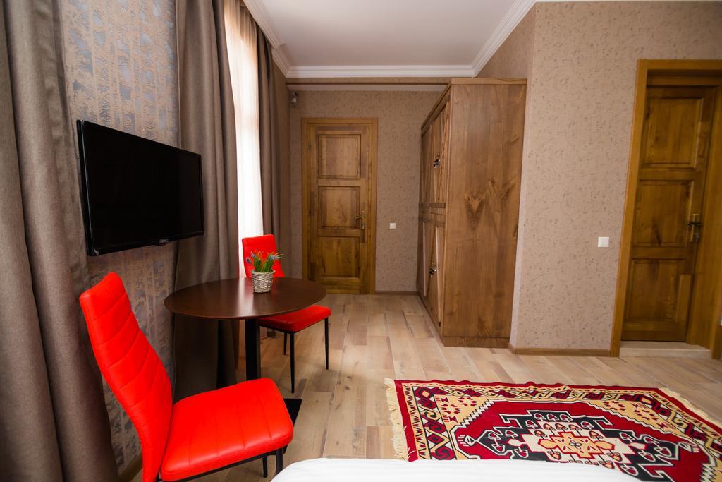 Metekhi'S Galavani Hotel تبليسي المظهر الخارجي الصورة